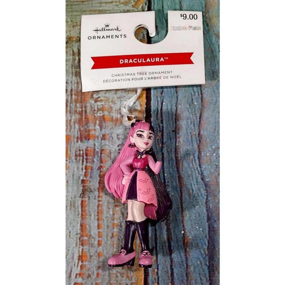 Hallmark Draculara Christmas Tree‎ Ornament
